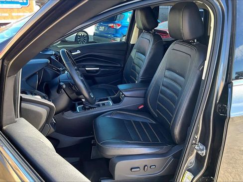 Certified 2017 Ford Escape Titanium w/ Equipment Group 301A image 8