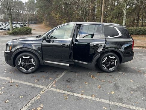 Used 2023 Kia Telluride S w/ S Sunroof Package image 40