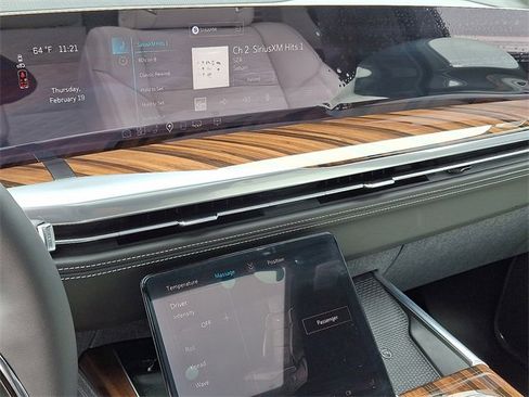 New 2026 Cadillac Escalade ESV Platinum Sport w/ LPO, ONYX Package image 13