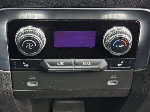 Used 2021 GMC Yukon Denali AWD/4WD image 28