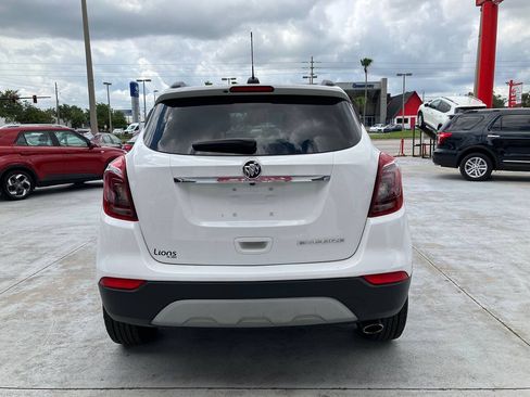 Used 2020 Buick Encore Essence FWD image 5