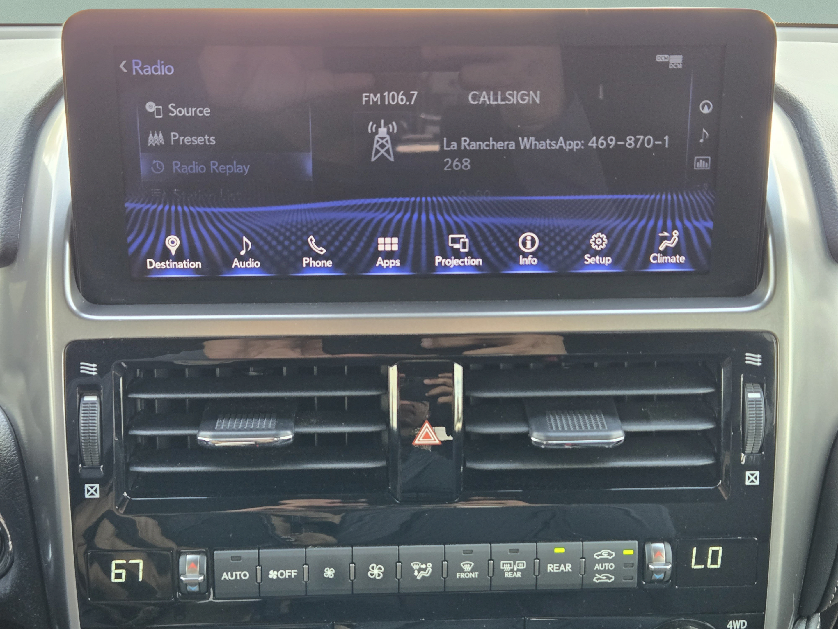 Used 2023 Lexus GX 460 Premium AWD/4WD image 13