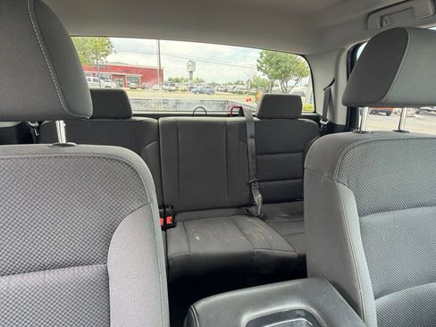 Used 2019 Chevrolet Silverado 1500 LT AWD/4WD image 15