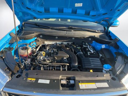 Used 2022 Volkswagen Taos SE image 28