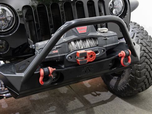 Used 2016 Jeep Wrangler Unlimited Rubicon image 25