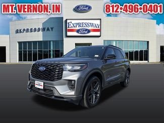 Used 2025 Ford Explorer ST-Line w/ ST-Line Street Pack AWD/4WD video 1