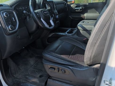 Used 2021 GMC Sierra 1500 SLT AWD/4WD image 17