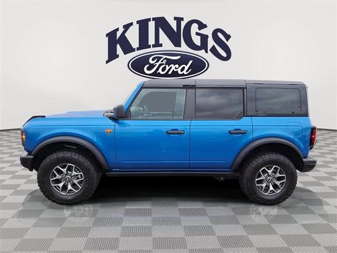 Certified 2025 Ford Bronco Badlands image 2