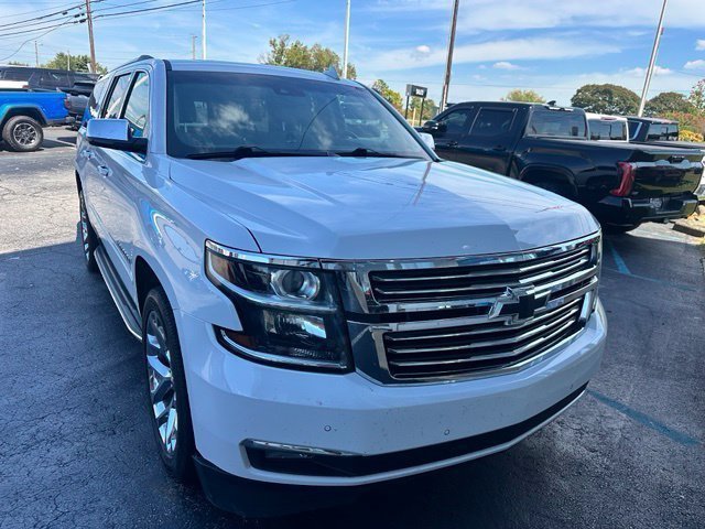 Used 2018 Chevrolet Suburban Premier AWD/4WD image 2