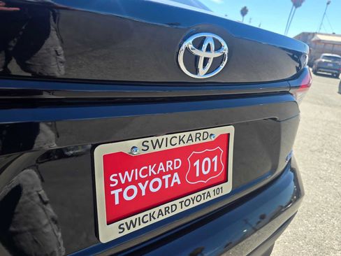Used 2026 Toyota Corolla LE FWD image 13