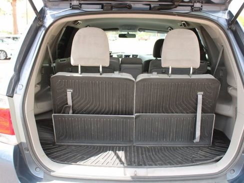 Used 2011 Toyota Highlander 2WD w/ Tech Pkg image 12