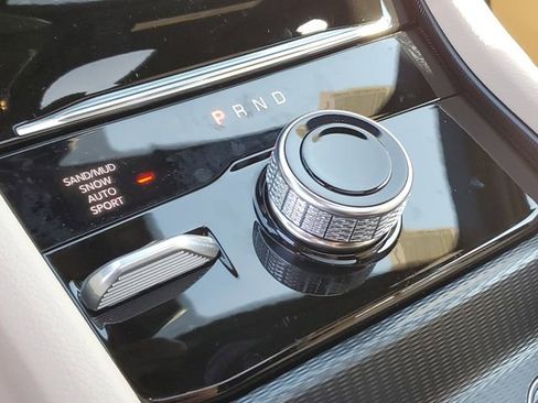 New 2025 Jeep Grand Cherokee Limited w/ Luxury Tech Group II image 12