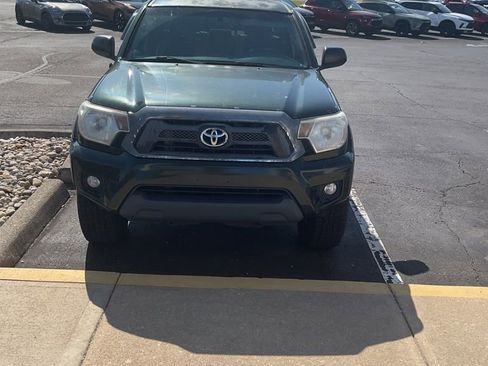 Used 2012 Toyota Tacoma 4x4 Double Cab w/ SR5 Pkg image 11