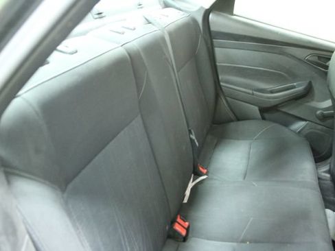 Used 2018 Ford Focus S FWD image 9