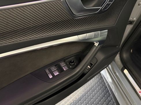 Used 2021 Audi RS 6 image 29