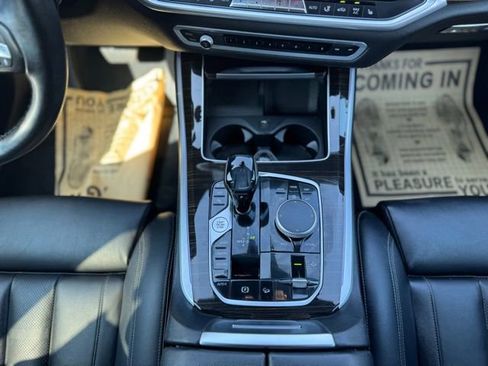 Used 2021 BMW X5 xDrive40i w/ Premium Package image 28