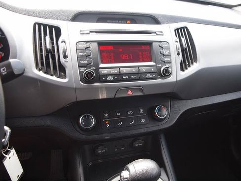 Used 2015 Kia Sportage LX AWD/4WD image 10