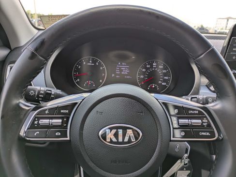 Used 2021 Kia Seltos S AWD/4WD image 29