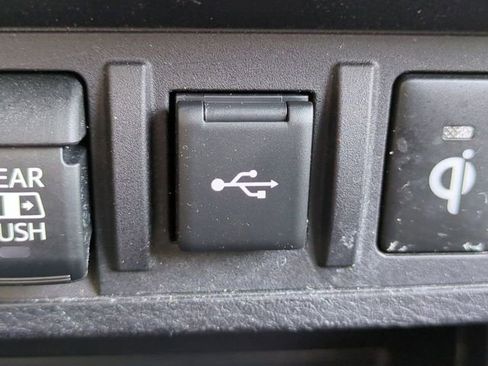 Used 2023 Toyota Tacoma TRD Sport AWD/4WD image 21