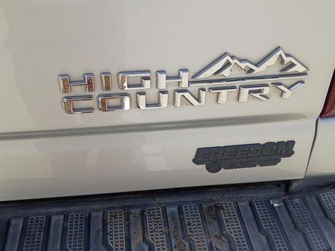 Used 2020 Chevrolet Silverado 2500 High Country w/ Z71 Off-Road Package AWD/4WD image 26