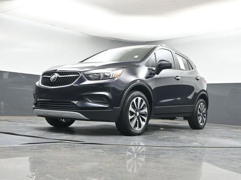 Used 2022 Buick Encore Preferred w/ Safety Package image 21