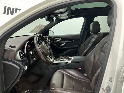 Used 2017 Mercedes-Benz GLC 300 4MATIC image 14
