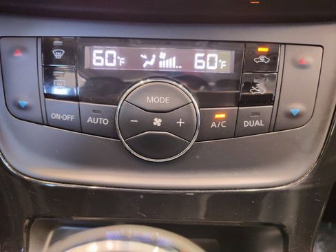 Used 2017 Nissan Sentra SL w/ SL Premium Technology Package image 20