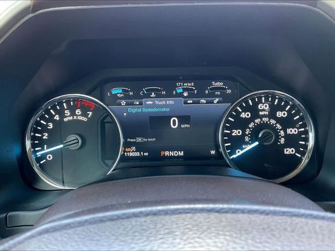 Used 2020 Ford F150 Lariat w/ Equipment Group 502A Luxury AWD/4WD image 26