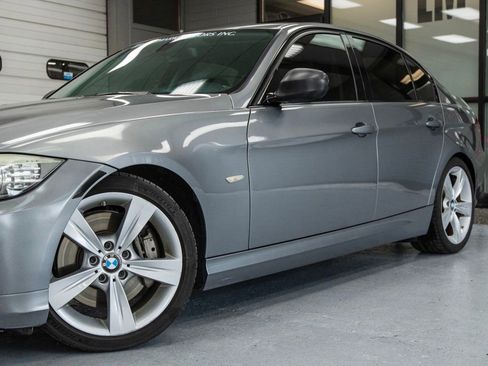 Used 2011 BMW 335i Sedan image 12