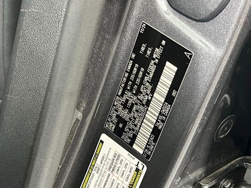 Used 2025 Lexus RX 350 FWD image 33