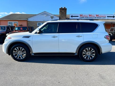 Used 2020 Nissan Armada SL w/ Premium Package image 8