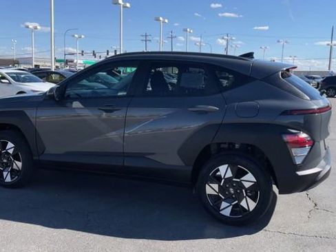 Used 2025 Hyundai Kona SEL image 7