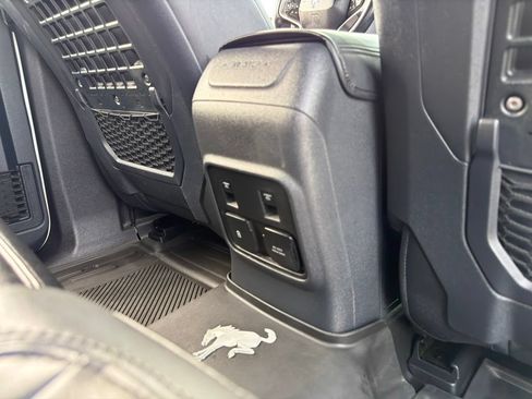 Used 2023 Ford Bronco Big Bend w/ Sasquatch Package AWD/4WD image 18