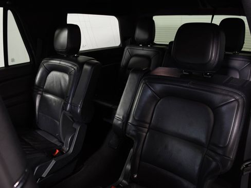 Used 2023 Lincoln Navigator Reserve image 26
