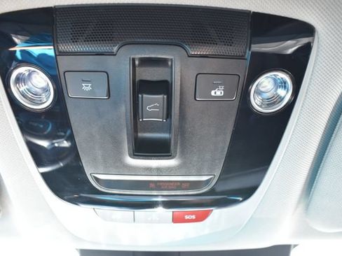 Used 2023 Kia Sorento EX AWD/4WD image 34