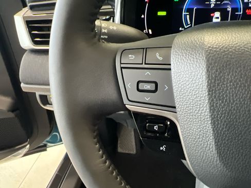 New 2026 Toyota Camry LE w/ Convenience Package FWD image 16