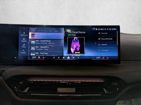 Used 2025 BMW i4 xDrive40i w/ Premium Package image 13