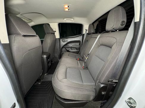 Used 2016 Chevrolet Colorado LT w/ LT Convenience Package image 20