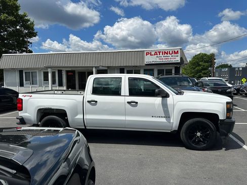 Used 2014 Chevrolet Silverado 1500 W/T w/ Trailering Package AWD/4WD image 5