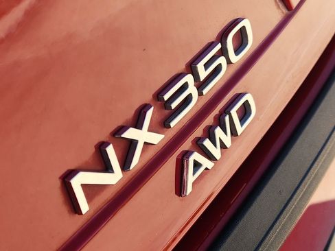 Used 2023 Lexus NX 350 AWD image 12