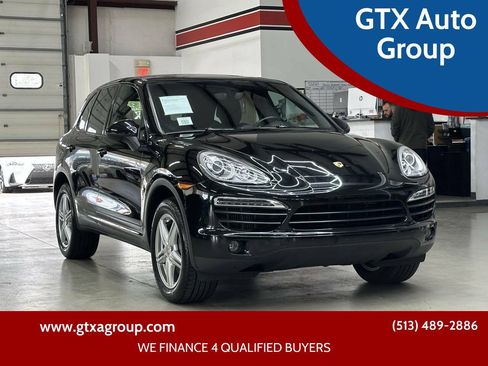Used 2014 Porsche Cayenne Diesel AWD/4WD image 1