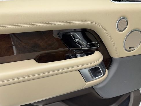 Used 2020 Land Rover Range Rover HSE image 45