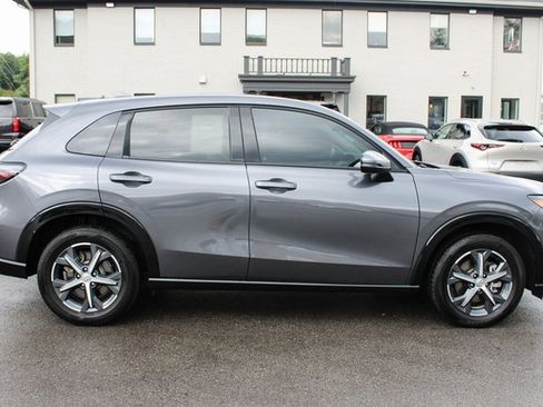 Used 2023 Honda HR-V EX-L image 6