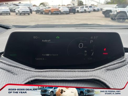 Used 2025 Toyota Prius Limited w/ Limited Premium Package image 20