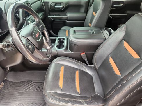Used 2021 GMC Sierra 1500 AT4 w/ AT4 Value Package AWD/4WD image 9