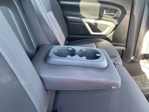 Used 2024 Nissan Titan SV w/ SV Convenience Package image 35