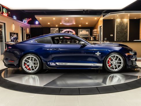 Used 2019 Ford Mustang GT Premium w/ GT Performance Package RWD image 10