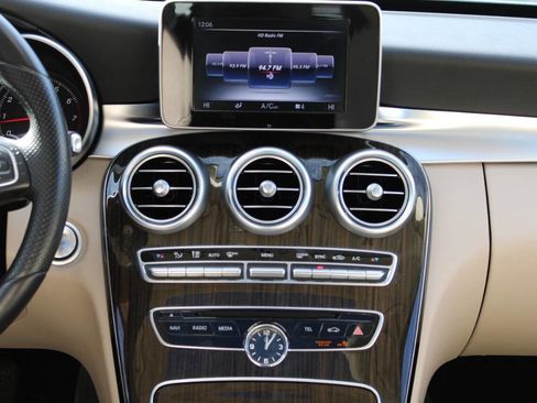 Used 2016 Mercedes-Benz C 300 4MATIC Sedan image 34