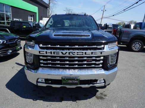 Used 2020 Chevrolet Silverado 2500 LTZ w/ Z71 Off-Road Package AWD/4WD image 3