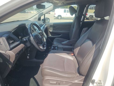 Used 2018 Honda Odyssey Touring image 7